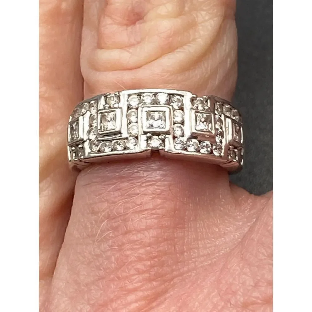 MEDA sterling silver 925 princess cut and round CZ band size 6